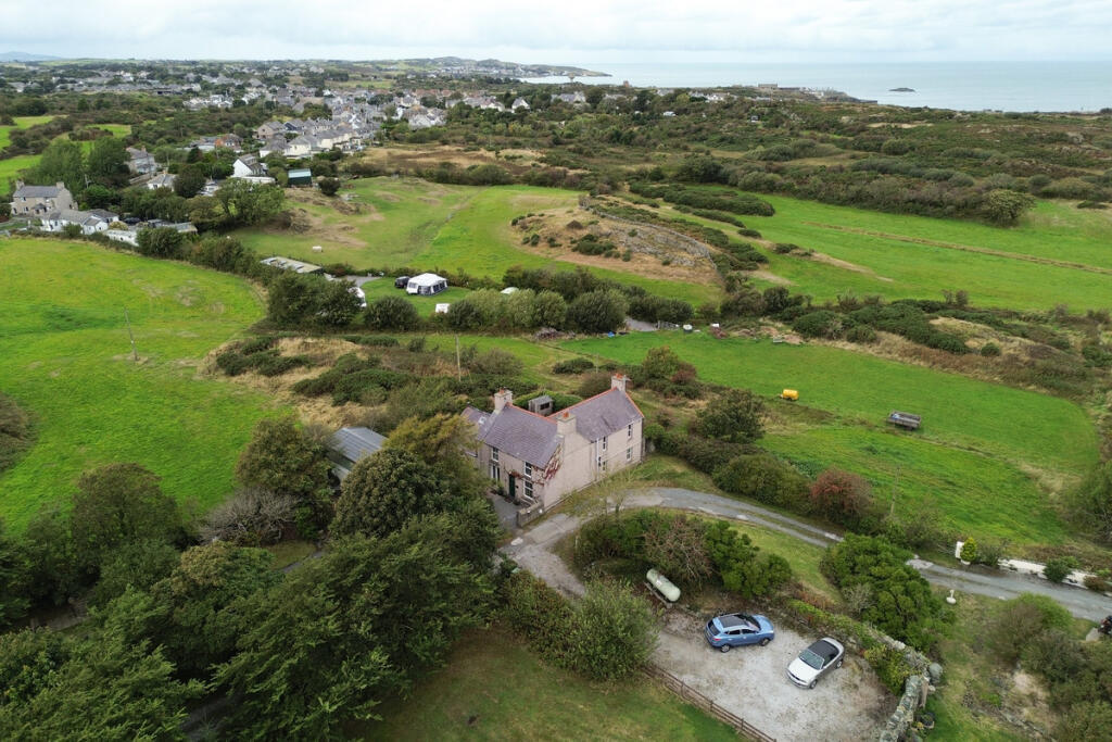 Llaneilian Road, Amlwch